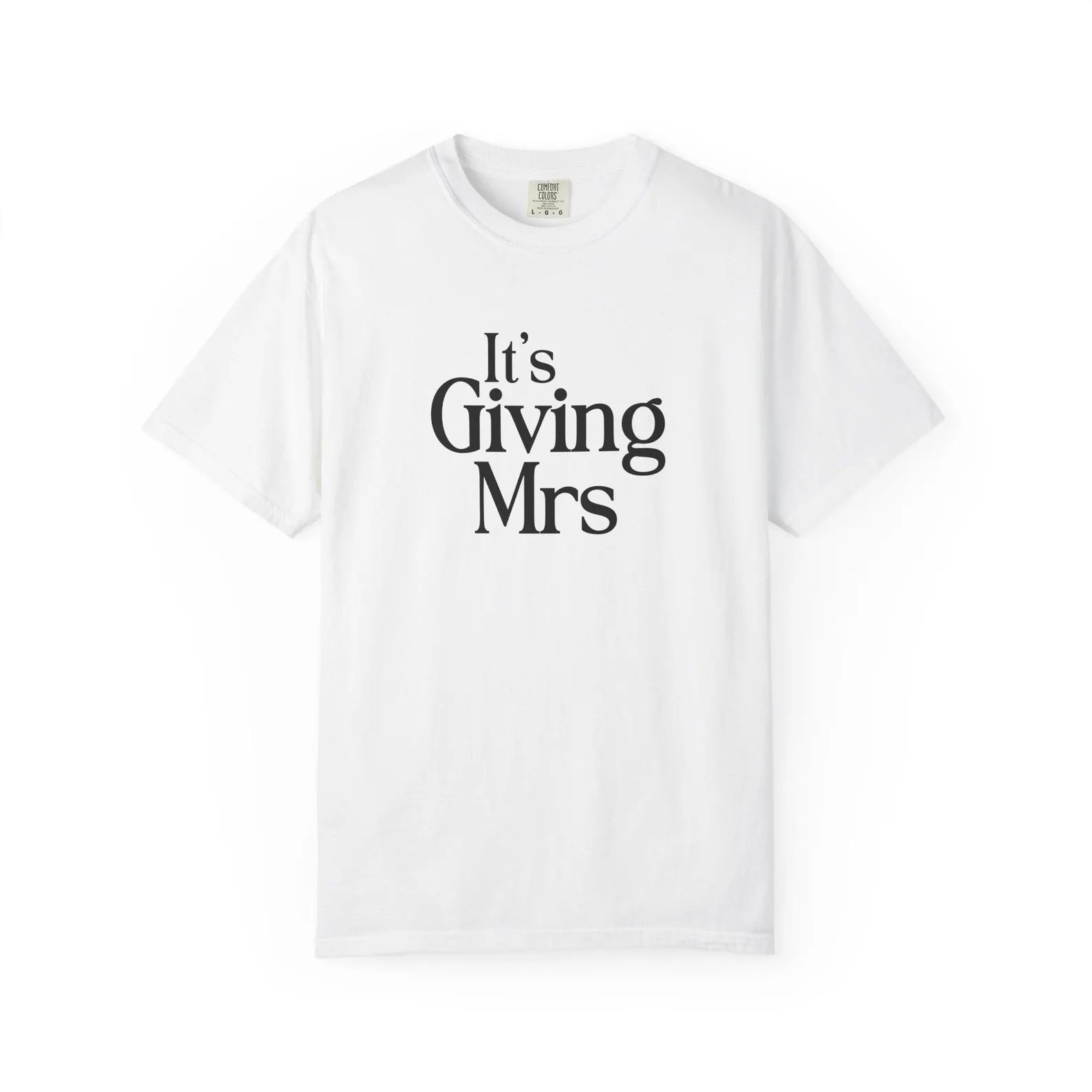 Its Giving Mrs Tshirt, Funny Bride Tee, Bachelorette Party Shirt, Bride Era Top - Etsy | Etsy (Global)