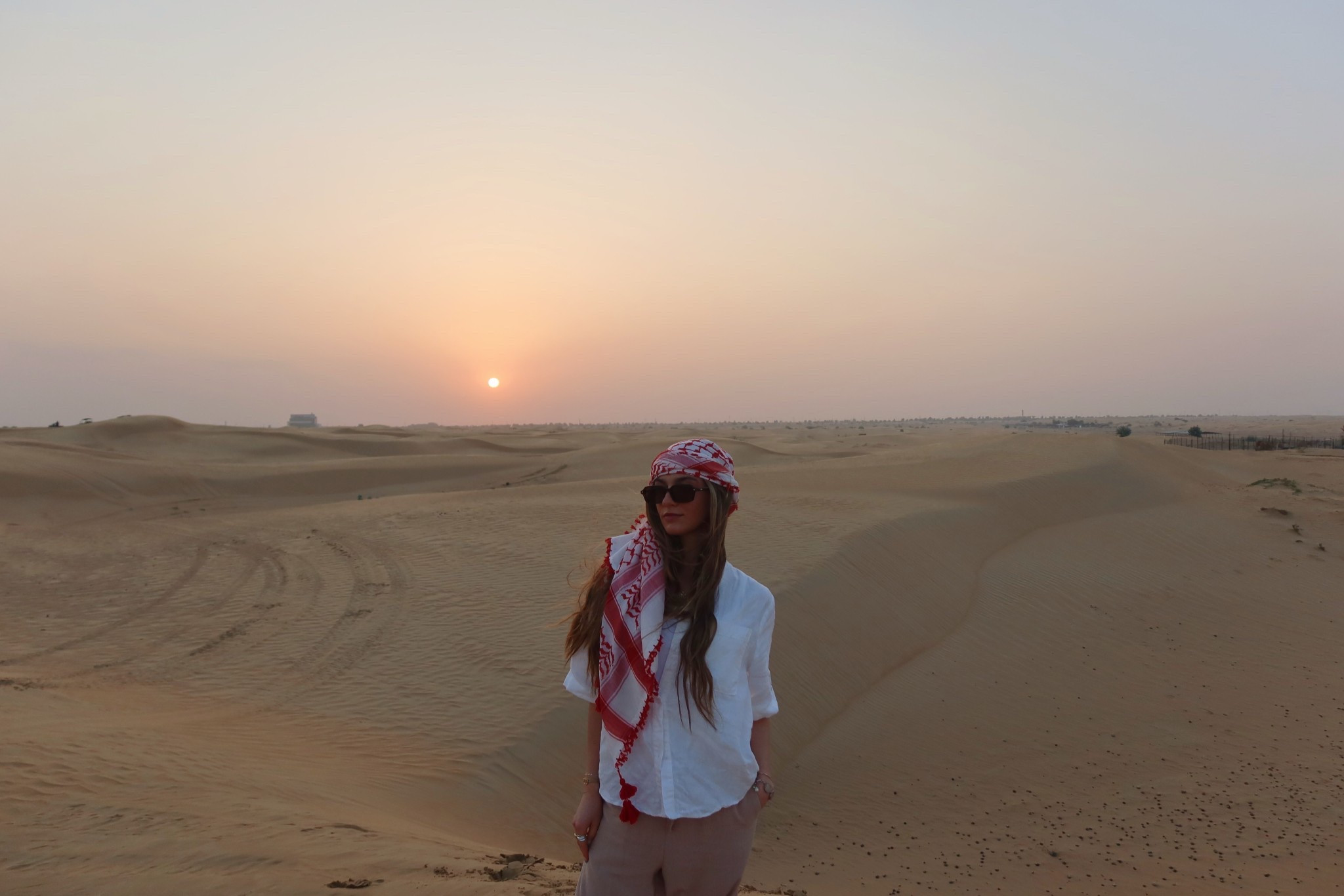 Desert linens are a must in Dubai! Neutrals with a pop of color🥰

#LTKgrwm #LTKdayinmylife #LTKootd