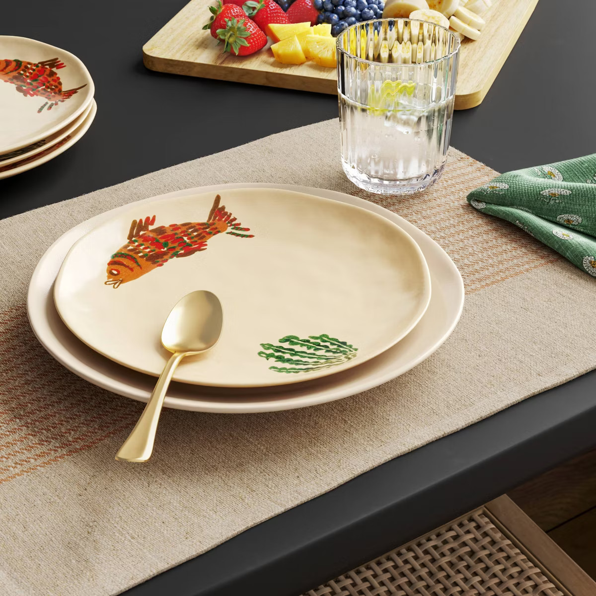 Coastal 9" Stoneware Dinner Plate Yellow Fish - Threshold™ | Target