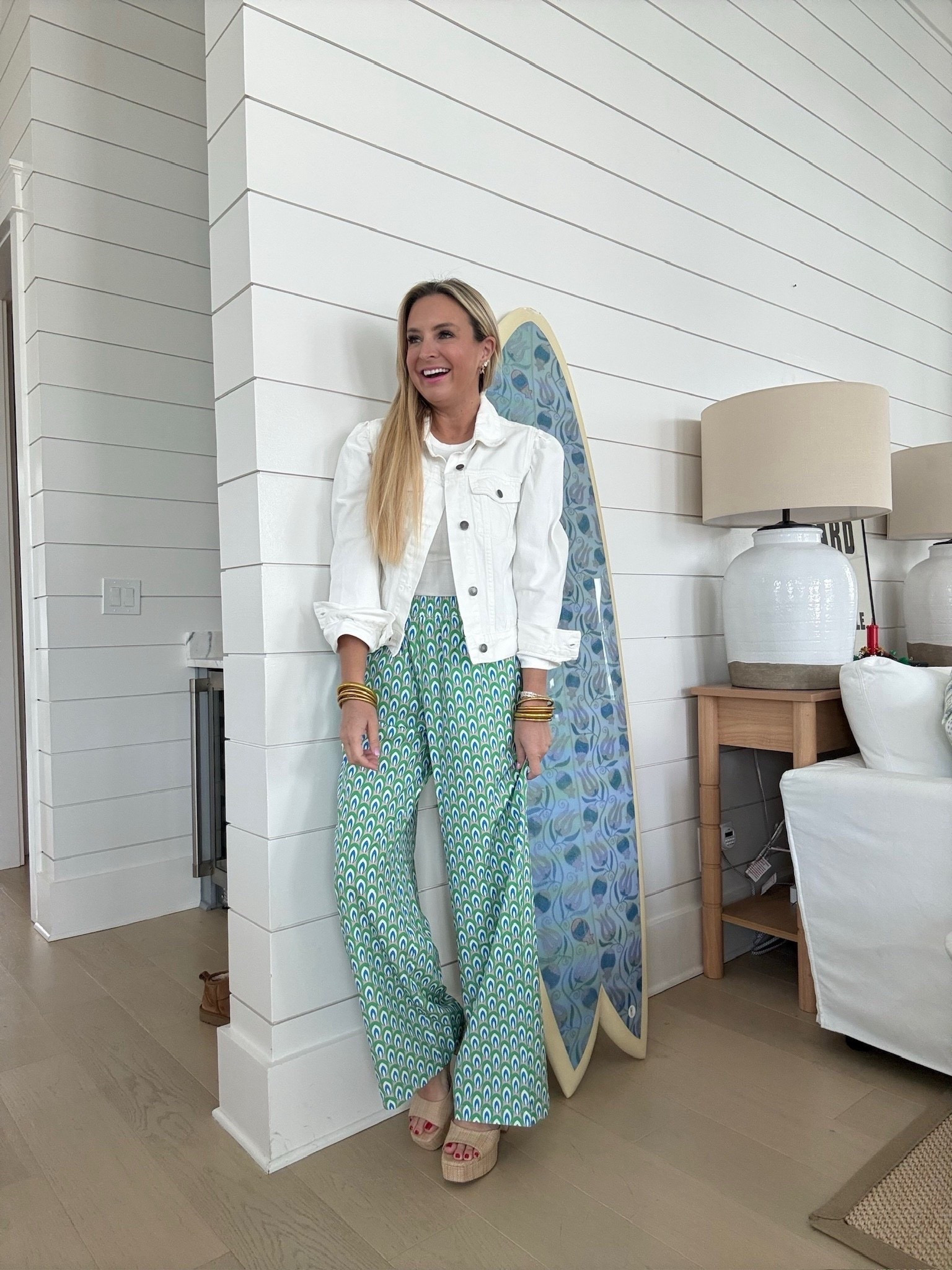 I love this denim jacket (fit tip: size up) and tank and pants combo. Wearing xs in tank and pants and medium in jacket

Follow my LTK @thefancyashley on the @shop.LTK app to view this post and get my exclusive app-only content!



#LTKSeasonal #LTKootd #LTKFindsUnder100