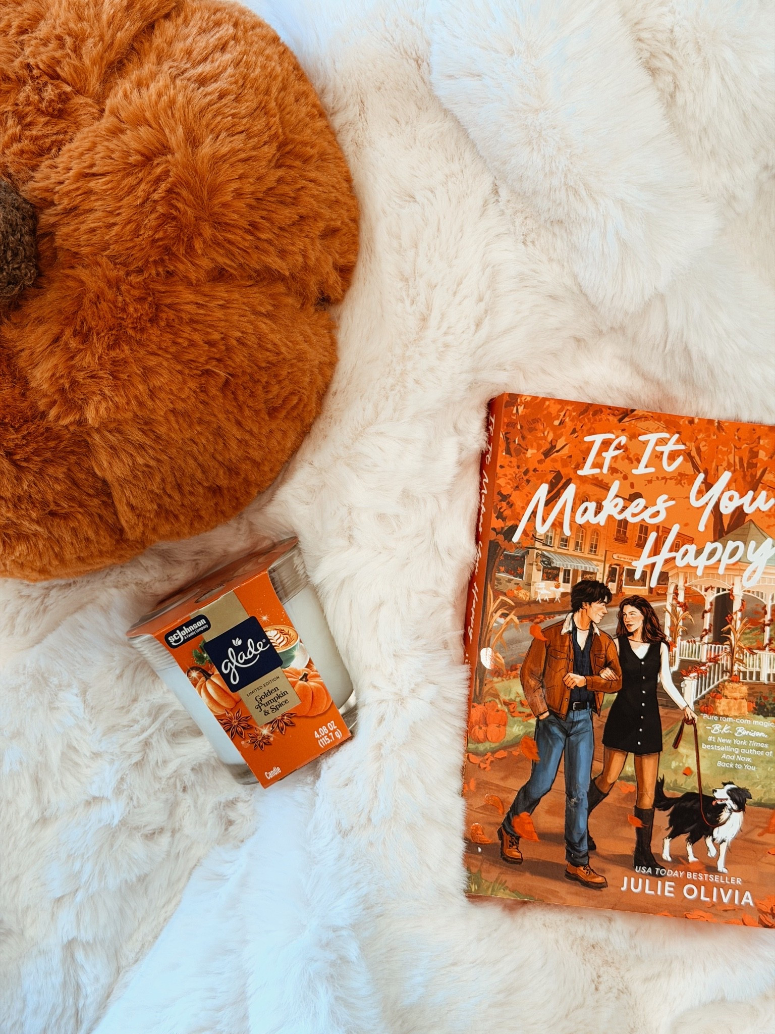 Cozy fall vibes

#LTKSeasonal #LTKHome #LTKselfcare