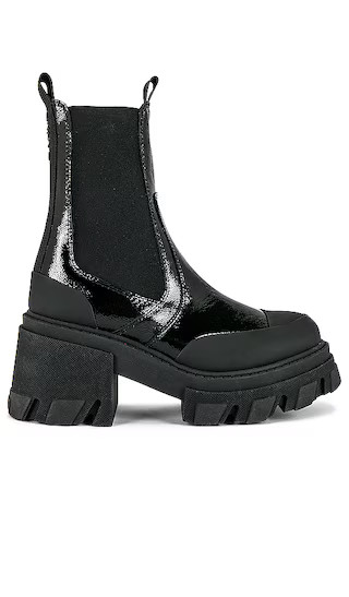 Mid Chelsea Boot in Black | Revolve Clothing (Global)