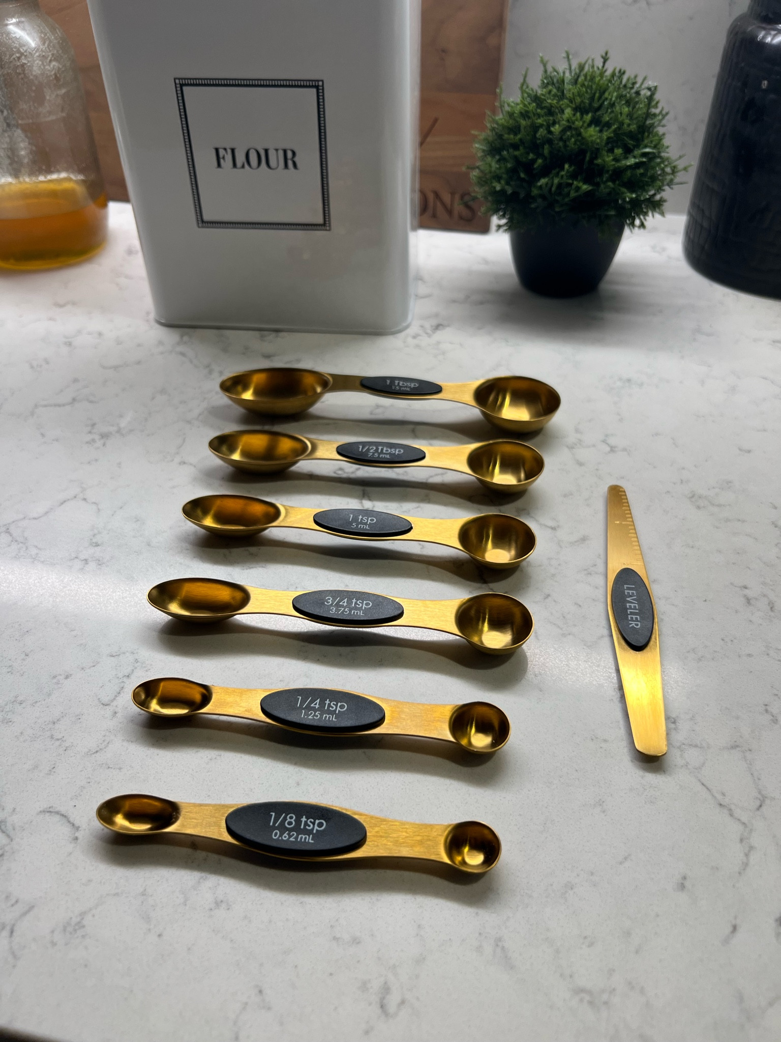 Still the most purchased item on my Amazon storefront almost two years and running! 

These magnetic measuring spoons come in stainless, gold or multicolored and are currently a part of Amazon Prime Day for under $8! 😱😱

#amazon #amazonkitchen #amazondeals #amazonhome #measuringtools #measuringspoons #kitchentools #kitchenfinds #homecooking #homecook #primedaydeals #amazonprimeday

#LTKHome #LTKSaleAlert