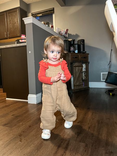 Outfit inspiration for toddler girl! 
Old navy jumpsuit: size 12-18 months
Ribbed Ruffle long Sleeve Target: 6-9 months

Baby girl outfit // toddle outfit // outfit inspiration // jumpsuit for baby’s // fall outfits for baby girl // fall outfit // target // old navy // cat and jack 

#LTKSeasonal #LTKkids #LTKbaby