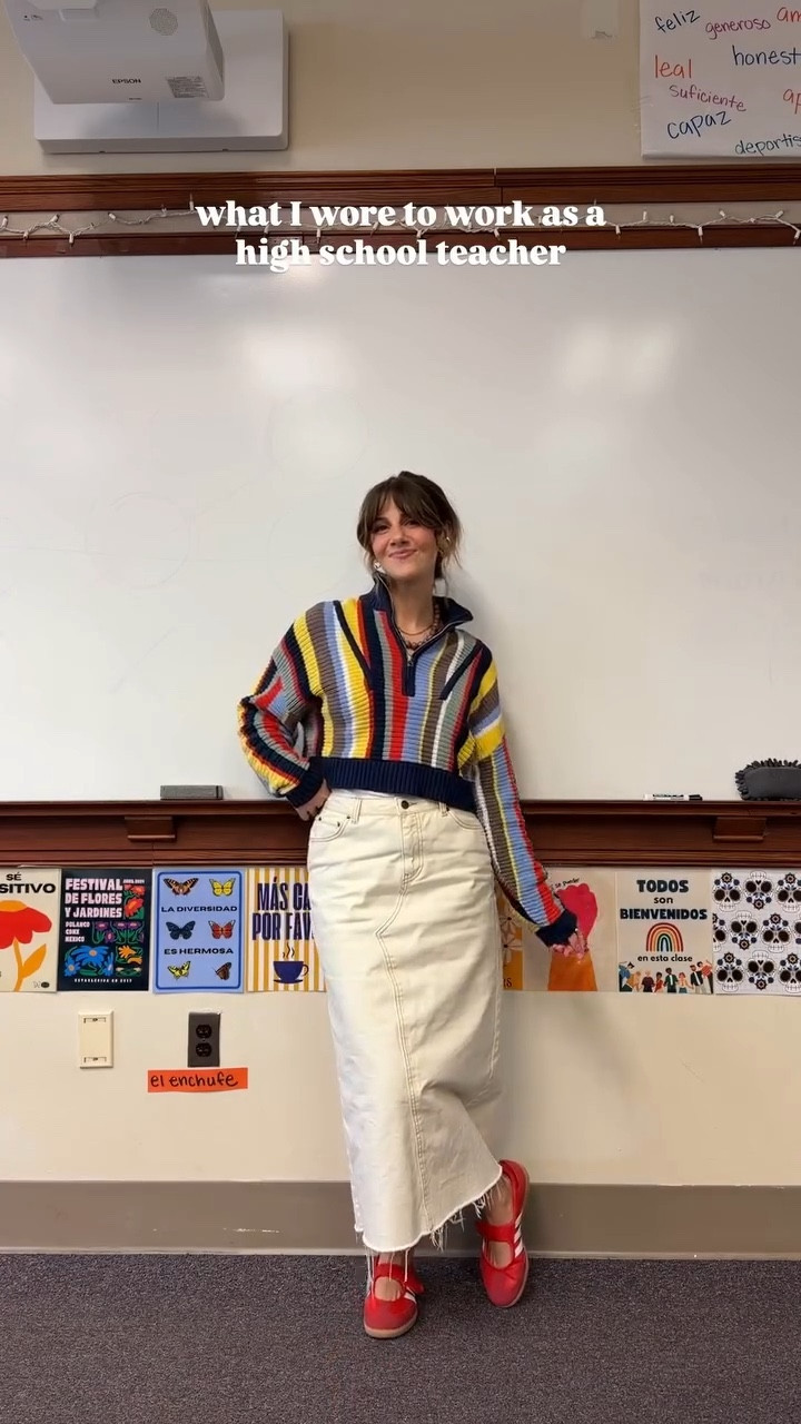 another week of colorful teacher fits 🌈👩🏼‍🏫✏️🖇️💕

#teacherootd #colorfulstyle #trendyteacher #whattheteacherwore #teacheroutfitoftheday