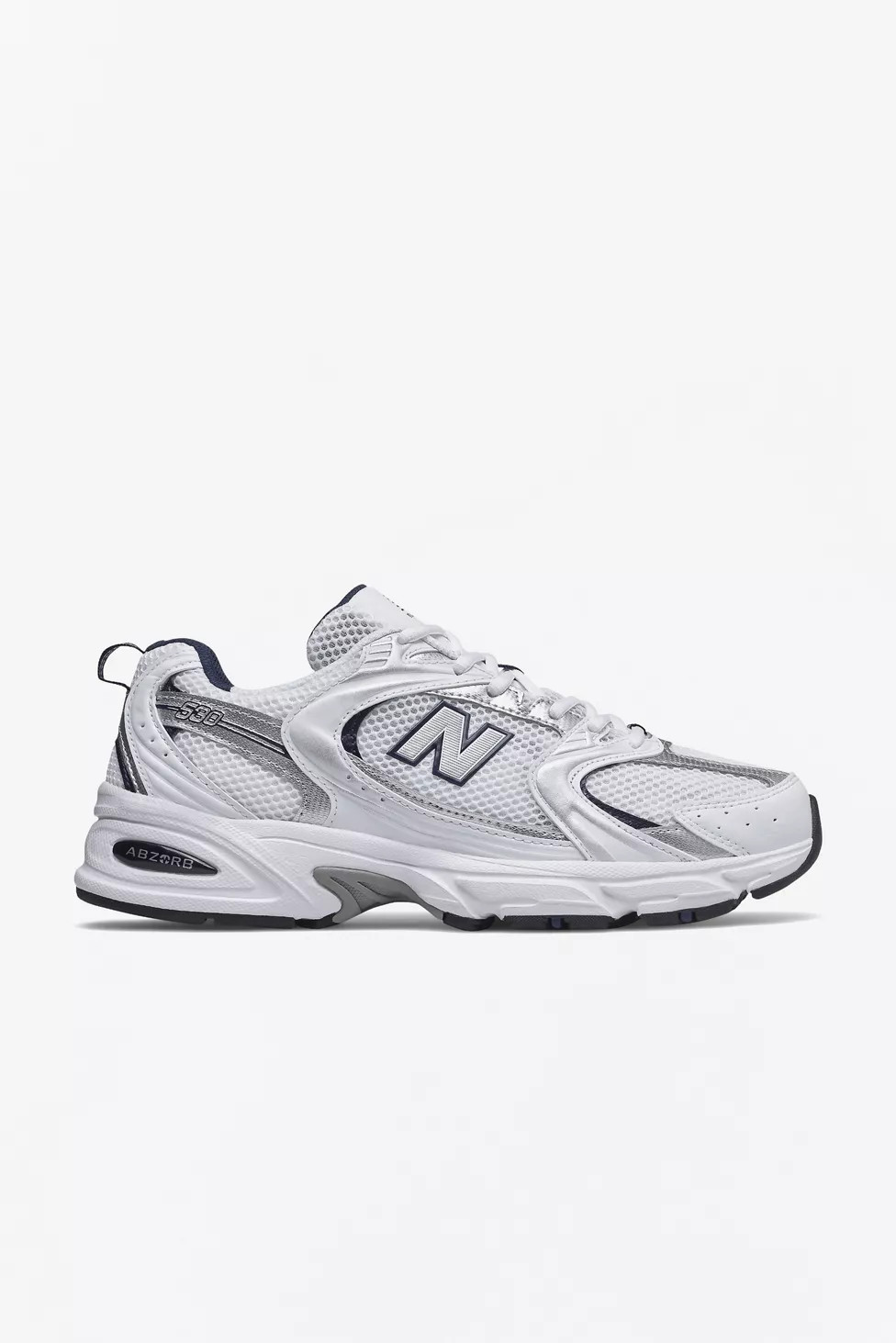 New Balance Women's 530 Sneaker | Urban Outfitters (US and RoW)