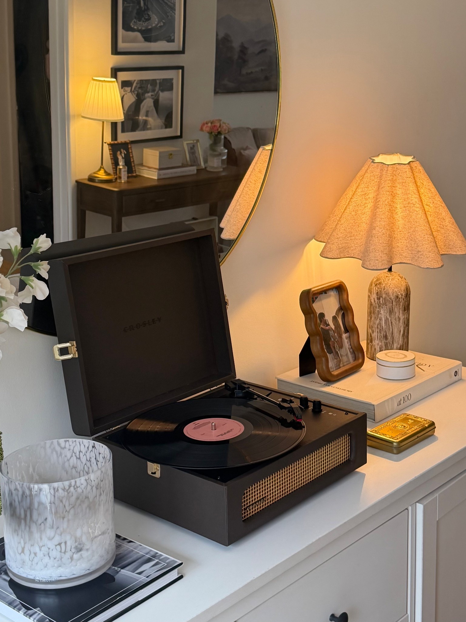 One of my fave little home corners in the evening. So cosy☁️🎶

#LTKmorningroutine #LTKHome