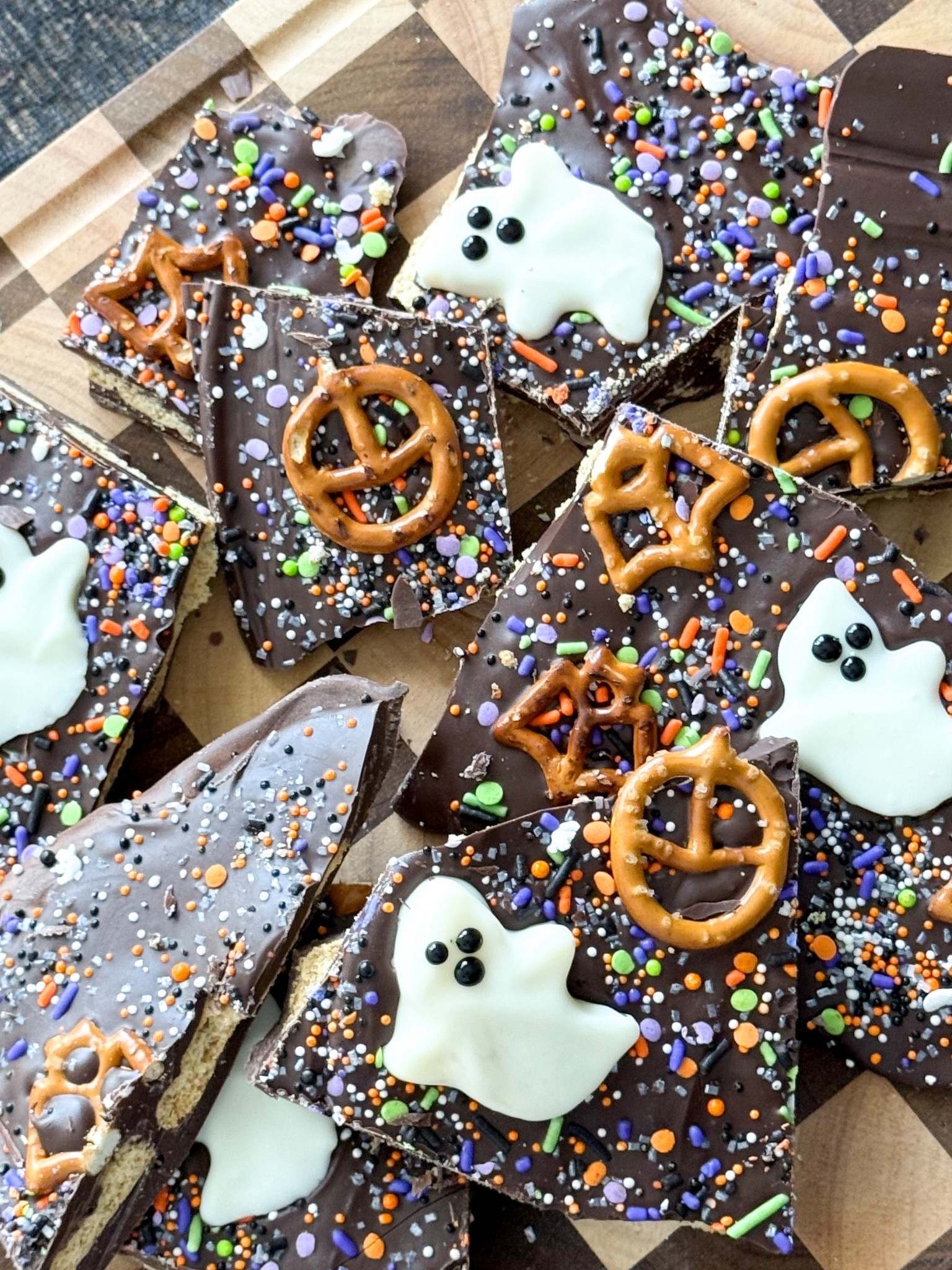 You will want to make this over and over for every holiday! Soooo good!!! 

#LTKSeasonal #LTKParties #LTKHalloween