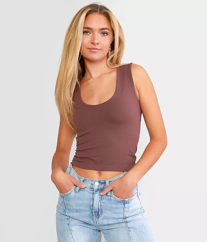 Clean Lines Cropped Muscle Cami | Buckle