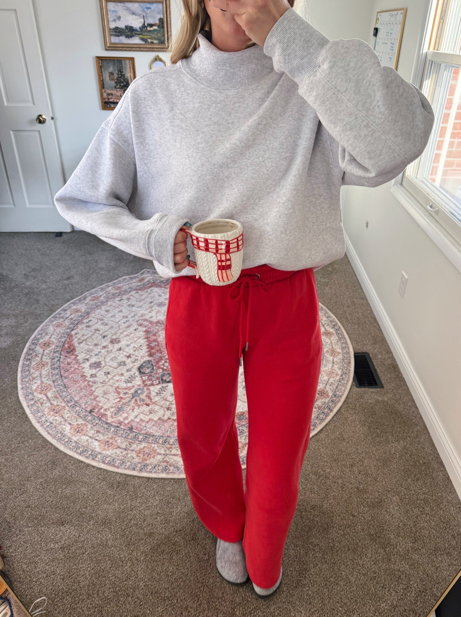 Fit from yesterday 🍎🧣🪩☃️ small in the mockneck & small long in the sweats

#LTKootd