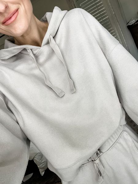 Loverly Grey’s travel set today! Wearing XS in the sweatshirt and joggers! This color is mostly gone, but it comes in a few others! 

#LTKtravel #LTKunder100 #LTKFind