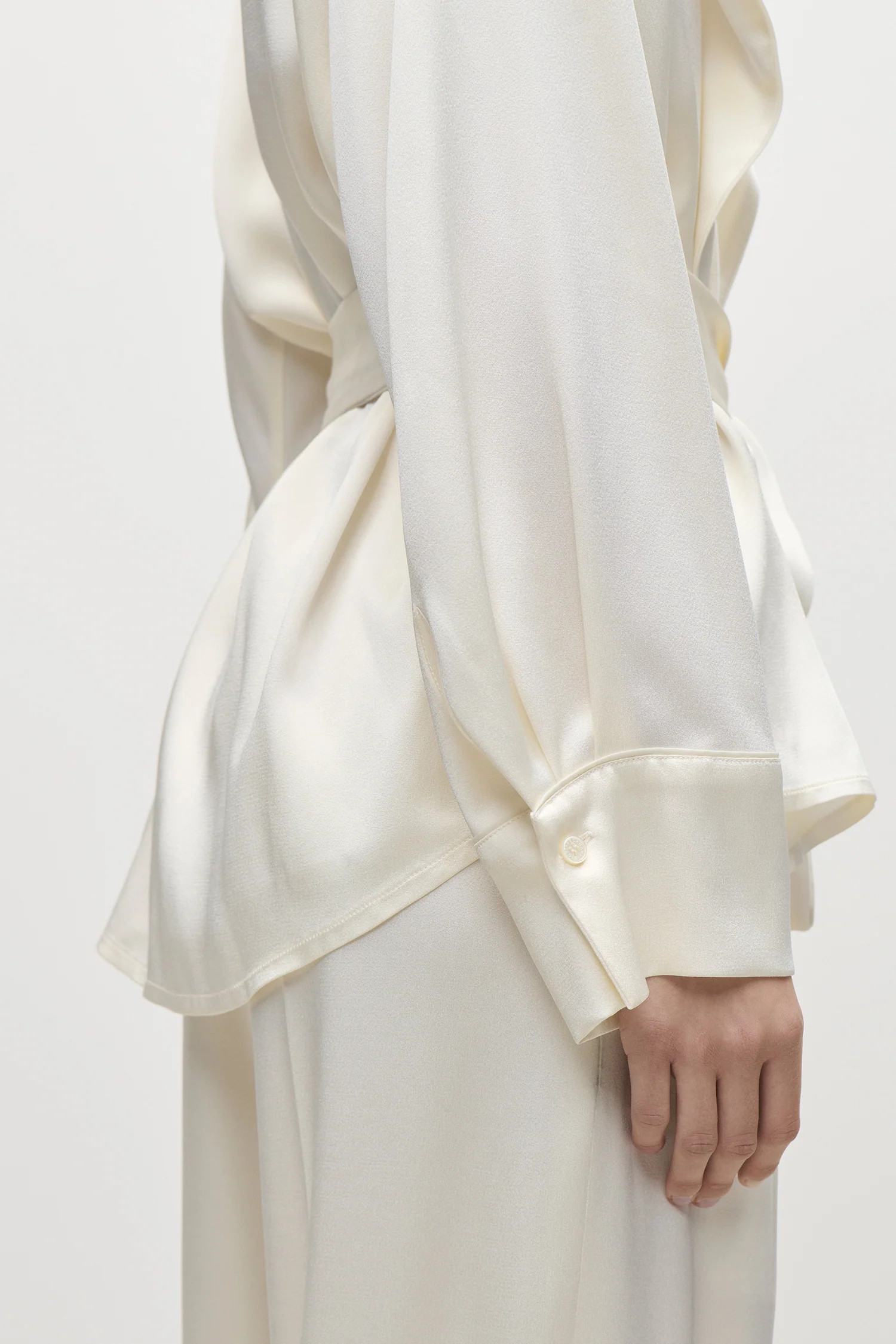 Alba Blouse In Ivory | Victoria Beckham UK