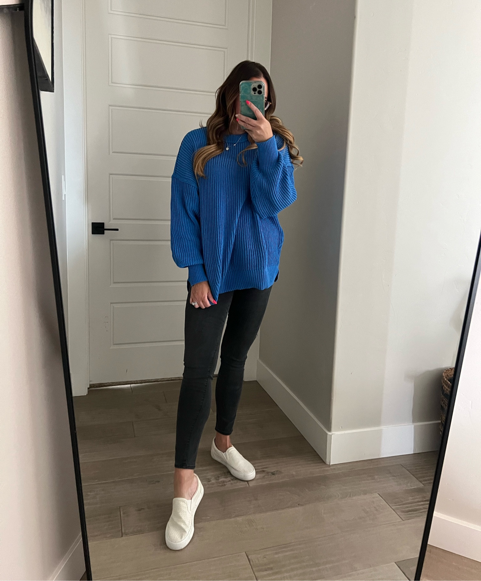 This sweater is selling out and it’s easy to see why, it’s a beautiful oversize chenille sweater from  American Eagle and it’s on sale right now. Hurry before it’s gone.

#LTKmidsize #LTKsalealert #LTKover40