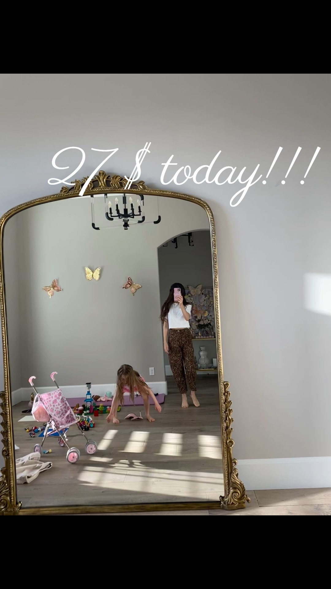 

✨ FIFTH AVENUE STYLIST ELEVATED COPY

I found the leopard-print denim of the season a true look for less that normally sits at $45…
but it’s on sale today only for just $27. 🤯✨

This is that rare piece that feels boutique exclusive but is secretly budget friendly  the kind every Fifth Avenue stylist pulls for clients who want luxury styling without the luxury price tag.

I paired it with my designer suede boxy tee, but truly…
this print is a chameleon. It blends seamlessly with:

👗 Cream or champagne satin skirts for an elegant, elevated night look
🤍 Oversized crisp white tees for effortless chic
🧥 Structured black blazers for a polished mother-on-the-move vibe
🤎 Camel sweaters or cardigans for fall neutrals perfection
🥿 Ballet flats, chunky sneakers, or pointed heels it works with every shoe

It’s that piece you’ll reach for over and over again because it gives designer energy without the designer price.

Run. Don’t walk.
This $17 find will disappear fast and you’ll kick yourself if you miss it.

Linked everything for you below. 🐆✨

#LTKHoliday #LTKGiftGuide #LTKCyberWeek