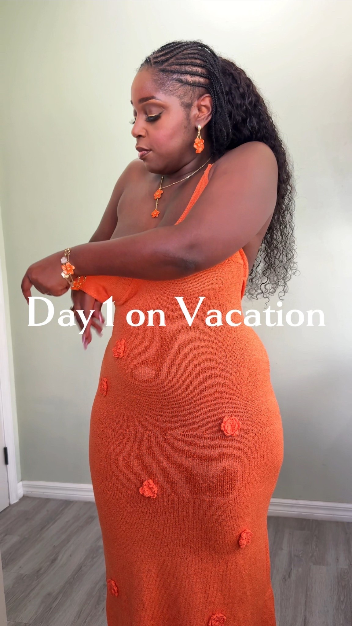 Vacation Bahamas looks 