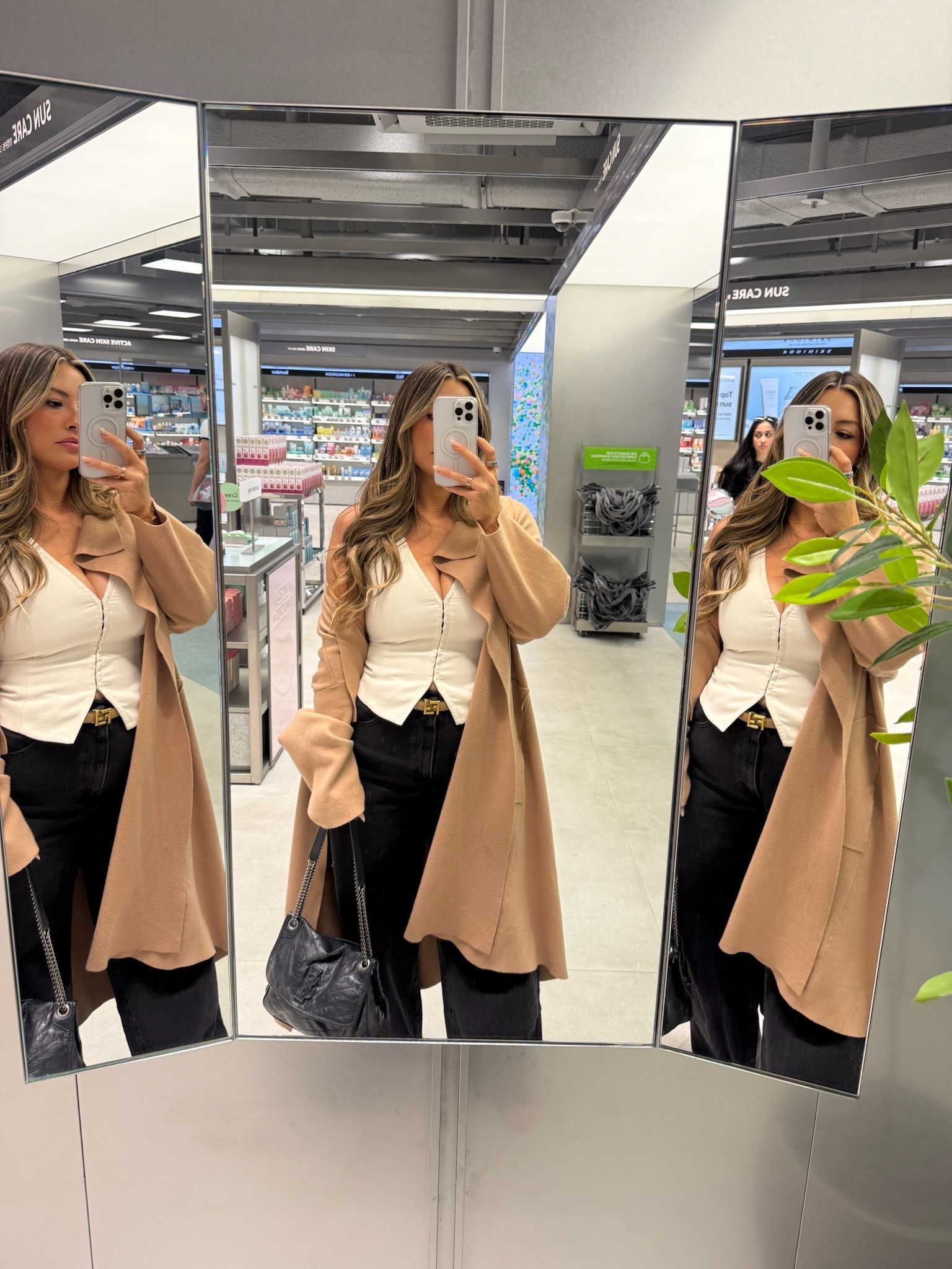 Work chic in Korea! 🤎🤍

#LTKootd #LTKgrwm #LTKdayinmylife