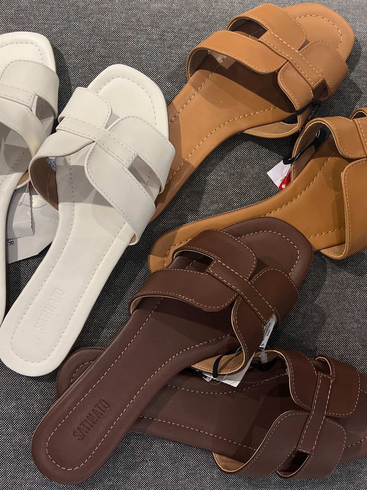 não sei qual cor eu prefiro dessa sandália da renner 😍

#LTKdicadeestilo #LTKshoes #LTKbrasil