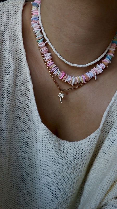 Feels like summer✨

#summeroutfit #jewelry #necklaces #jewelrylayering #vacation #lightknit #pullover #gift #giftidea 



#LTKfindsunder100 #LTKVideo #LTKGiftGuide