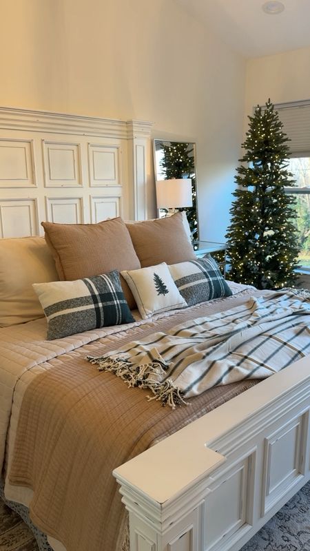 Updated bedding with a little holiday 


#LTKSeasonal #LTKhome #LTKHoliday