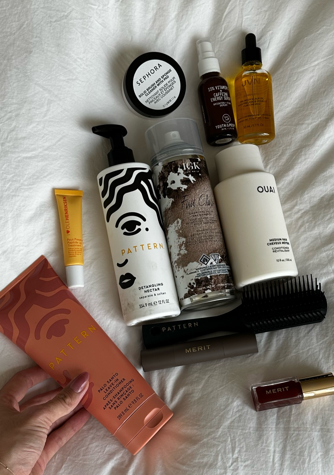 Sephora haul!

Merit concealer shade LINEN
Merit lip oil shade MAPLETON

#LTKbeauty