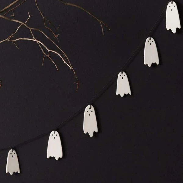 Spooky Ghost Garland | Paynes Gray