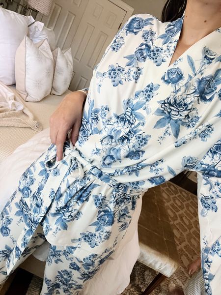 This kimono wrap pajama set is SO soft and sweet - love that the pants have pockets. Runs TTS but I’m 5’7” and the pants are long. Just an FYI!

#LTKGiftGuide
