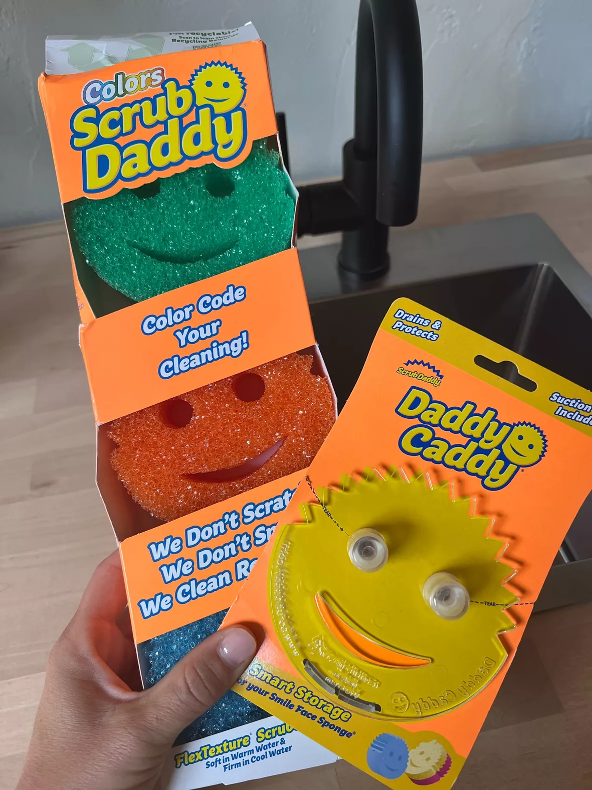 Scrub Daddy Color Sponge - Scratch-Free Multipurpose Dish Sponge Color  Variety Pack - BPA Free & Made