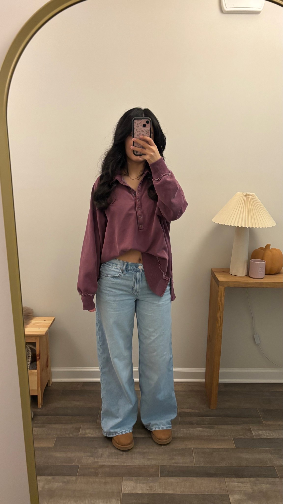 AE big hug henley sweatshirt (s)
AE low rise ultra baggy wide leg jeans (0 regular)
UGG ultra mini chestnut

#LTKPetite #LTKSaleAlert