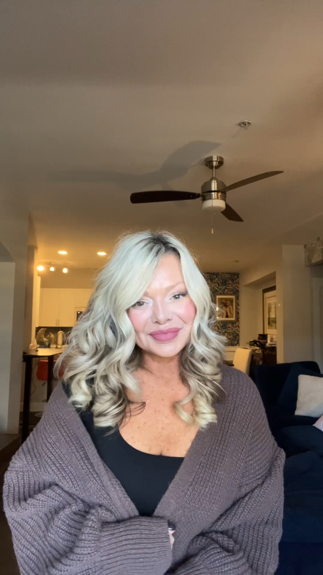 How to style a long-sleeved black bodysuit! This is a great casual, yet chic look! #bodysuit #cardigan #sweater #ootd #outfitinspo #casual 

#LTKFindsUnder100 #LTKStyleTip #LTKOver40