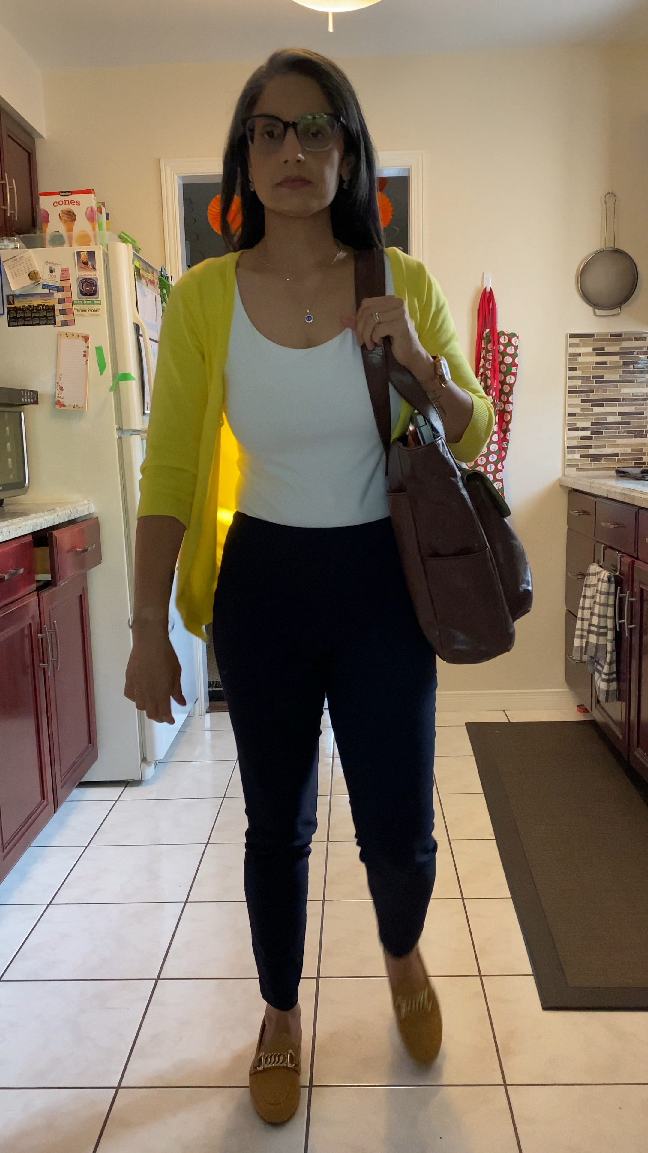 Teacher on the go!

Pants: RW&Co
Bodysuit: Dynamite
Cardigan: Zara
Laptop bag: Danier leather (10 years old)
Shoes: Winners

#LTKstyletip #LTKFind #LTKunder50