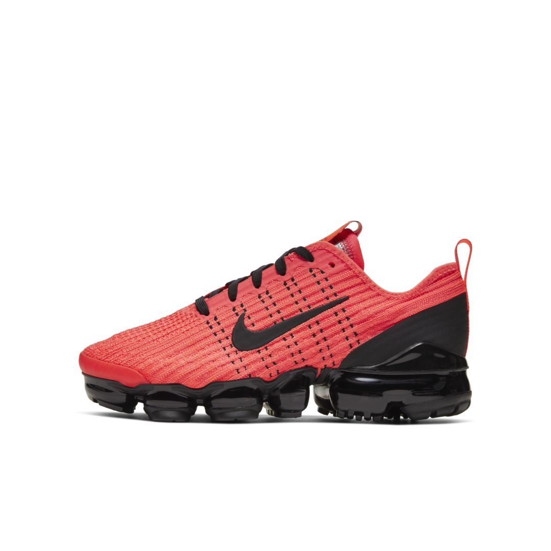 Nike Air VaporMax Flyknit 3 Big Kids' Shoe Size 4Y (Red/Hyper Crimson) BQ5238-601 | Nike (US)