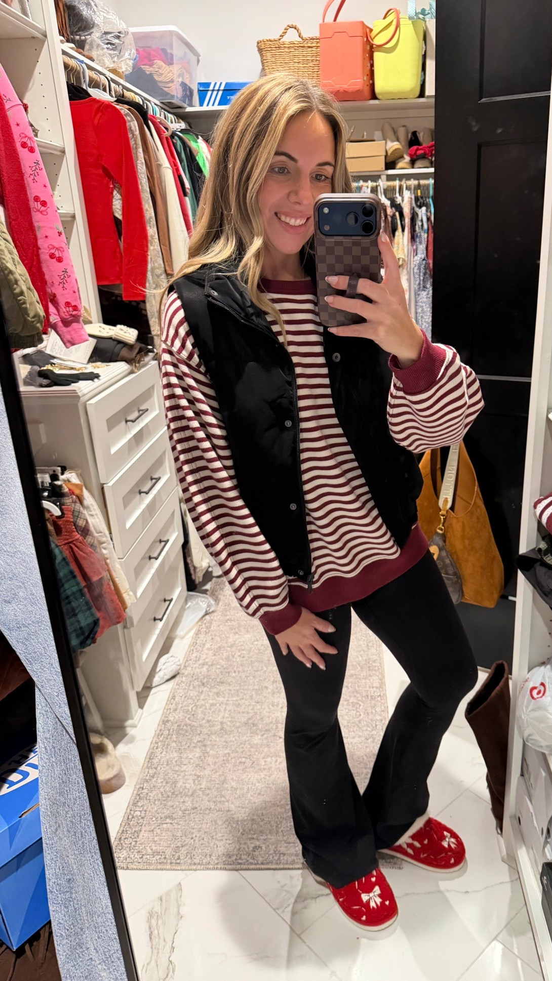 Loopy code: WIFEONADIME 
SWEASTSHIRT RUNS HUGE. Sized down to a xxs and it’s very oversized. I’m normally a small. Vest and leggings are TTS. Size up in slippers. American Eagle. Aerie haul. 

#LTKootd #LTKGiftGuide