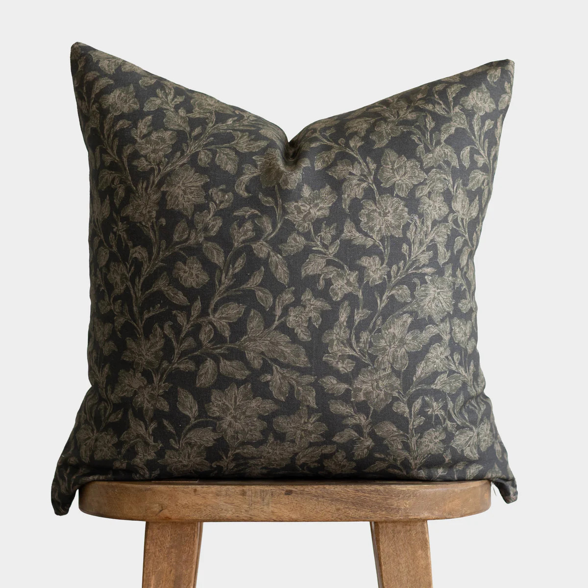 Edie in Linen - 18" | 20" | 22" | Woven Nook