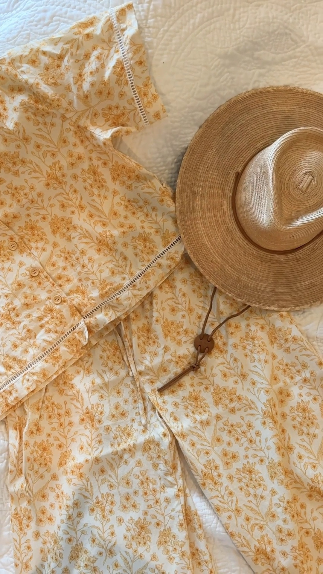 Pretty matching set for spring!

#LTKSeasonal #LTKFindsUnder100 #LTKTravel