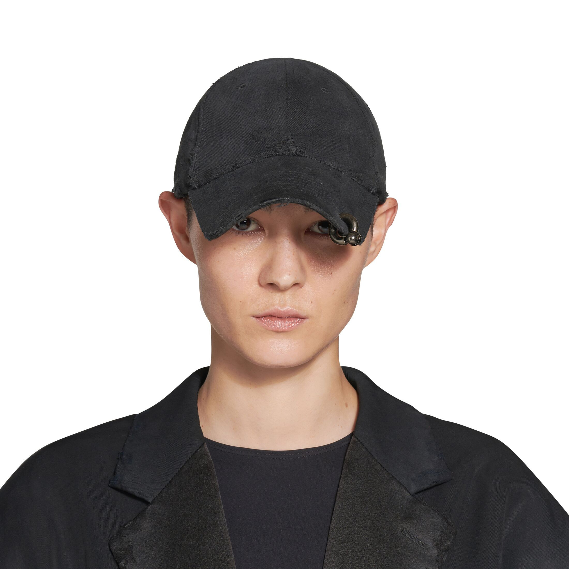 Heavy Piercing Cap in Black Faded | Balenciaga