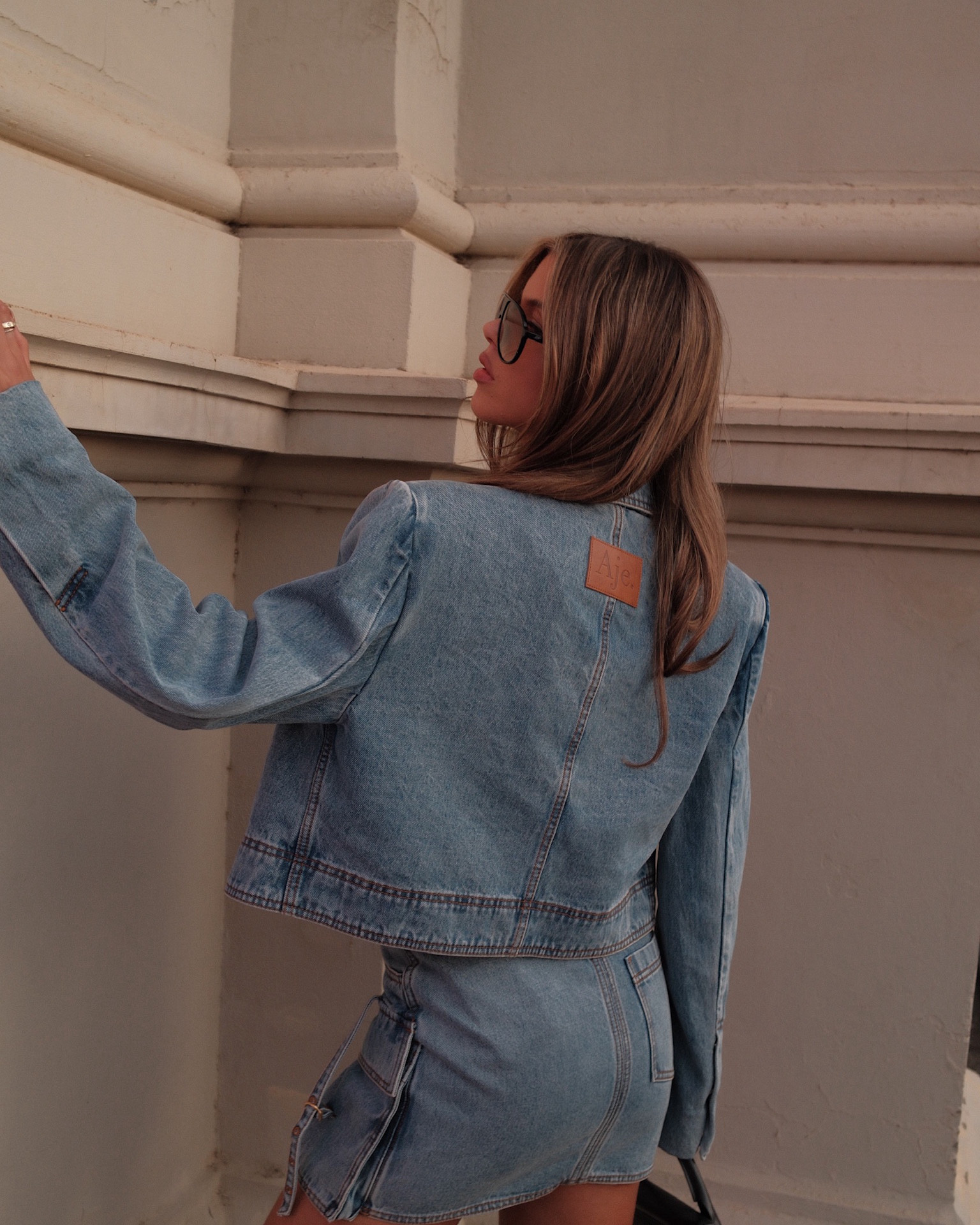 Fashion Week Night 1 outfit !!

The coolest double denim moment by Aje! 
I wear a size 10 in the jacket and a 4 in the mini skirt xx 