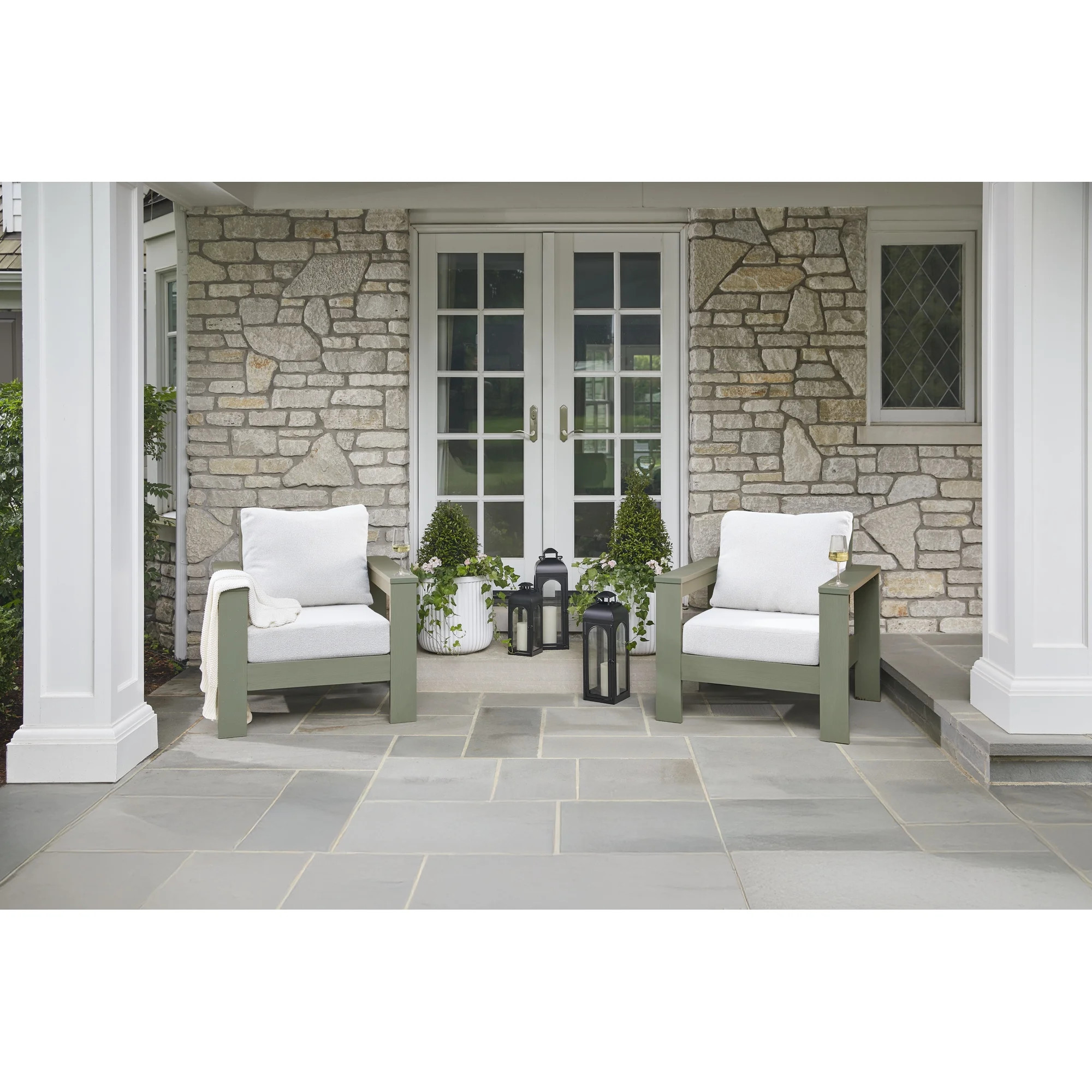 Better Homes & Gardens Ezra Outdoor HDPE Club Chair, Green with Cream Boucle Cushions | Walmart (US)
