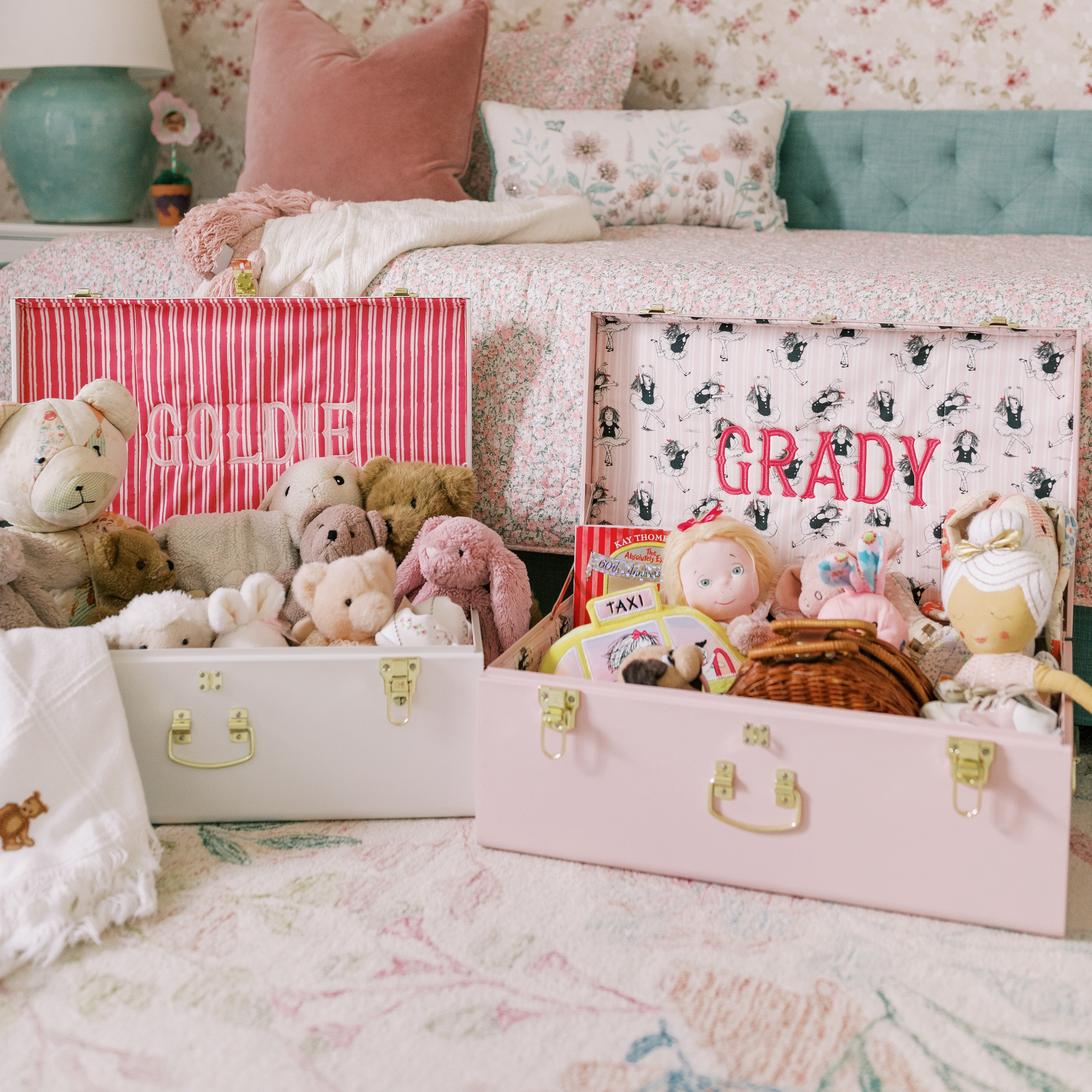 Eloise x Petite Keep Grand Classic Trunk | Petite Keep, LLC