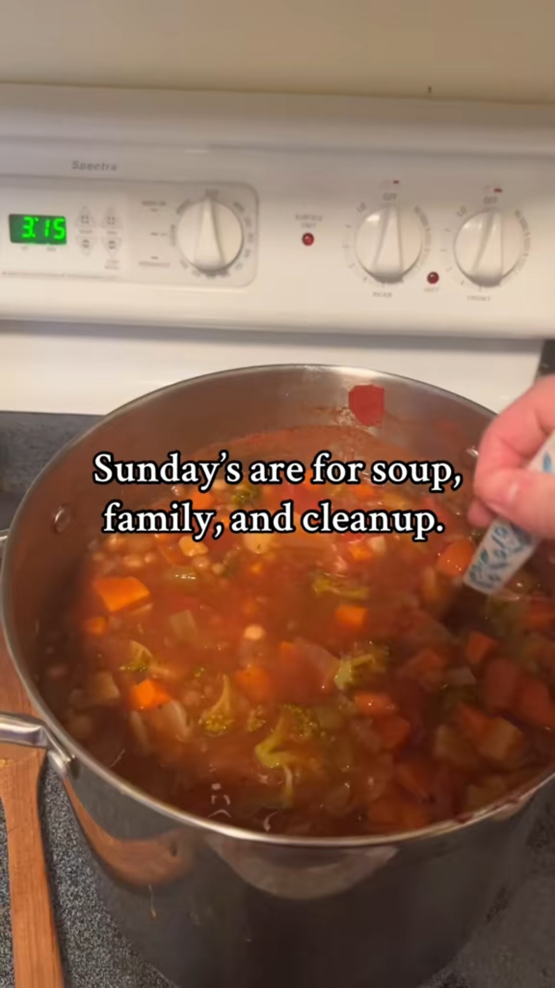 Sunday soups hit different when your stockpot can handle big batches. This 12-quart Cuisinart cooks evenly, cleans easily, and is perfect for winter soups, stews, and meal prep. A forever kitchen staple.

#LTKHome #LTKFindsUnder100 #LTKfoodie