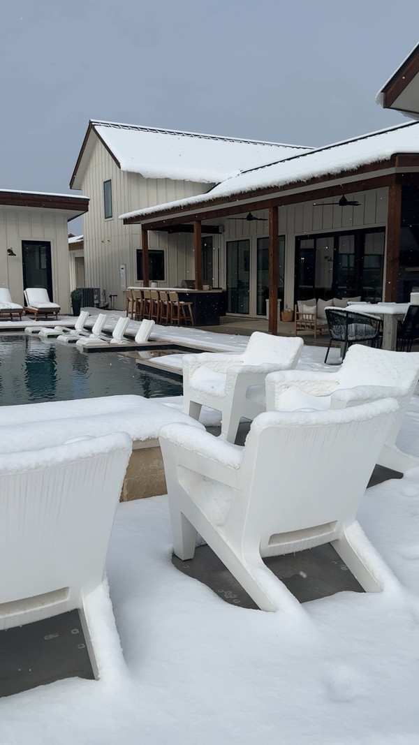 Our Tupelo Goods Line & Bask chairs are truly proving their worth this winter!