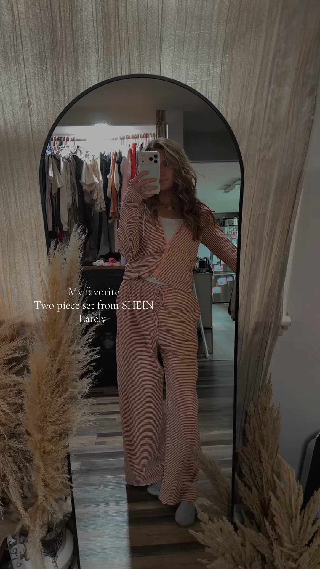 Cozy two-piece lounge set from SHEIN 🤎
Lightweight, soft, and perfect for everyday wear — whether you’re staying in or running errands.
Wearing a size large — fits true to size!

Linked for you on my LTK ✨

#LTKfindsunder50 #LTKstyletip #loungewearset #cozyoutfits #everydaystyle

#LTKootd #LTKmomlife