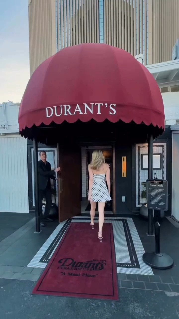 A Phoenix icon, reimagined… 🍸✨

After more than 75 years in the desert, @durantssteakhouse has officially reopened, and it’s everything you want it to be… timeless, intimate, and effortlessly classic, with just the right amount of modern refinement.

One of my favorite details, you still enter through the kitchen, a signature experience that immediately sets the tone and gives you a glimpse behind the curtain before stepping into those iconic red booths.

Dinner was exceptional… the filet was perfectly done, the sea bass just as impressive, and dessert was the kind you don’t skip. Every detail felt intentional, honoring the legacy while elevating the experience.

If you appreciate old-school glamour with a fresh perspective, @durantssteakhouse is back and absolutely worth reserving. ✨