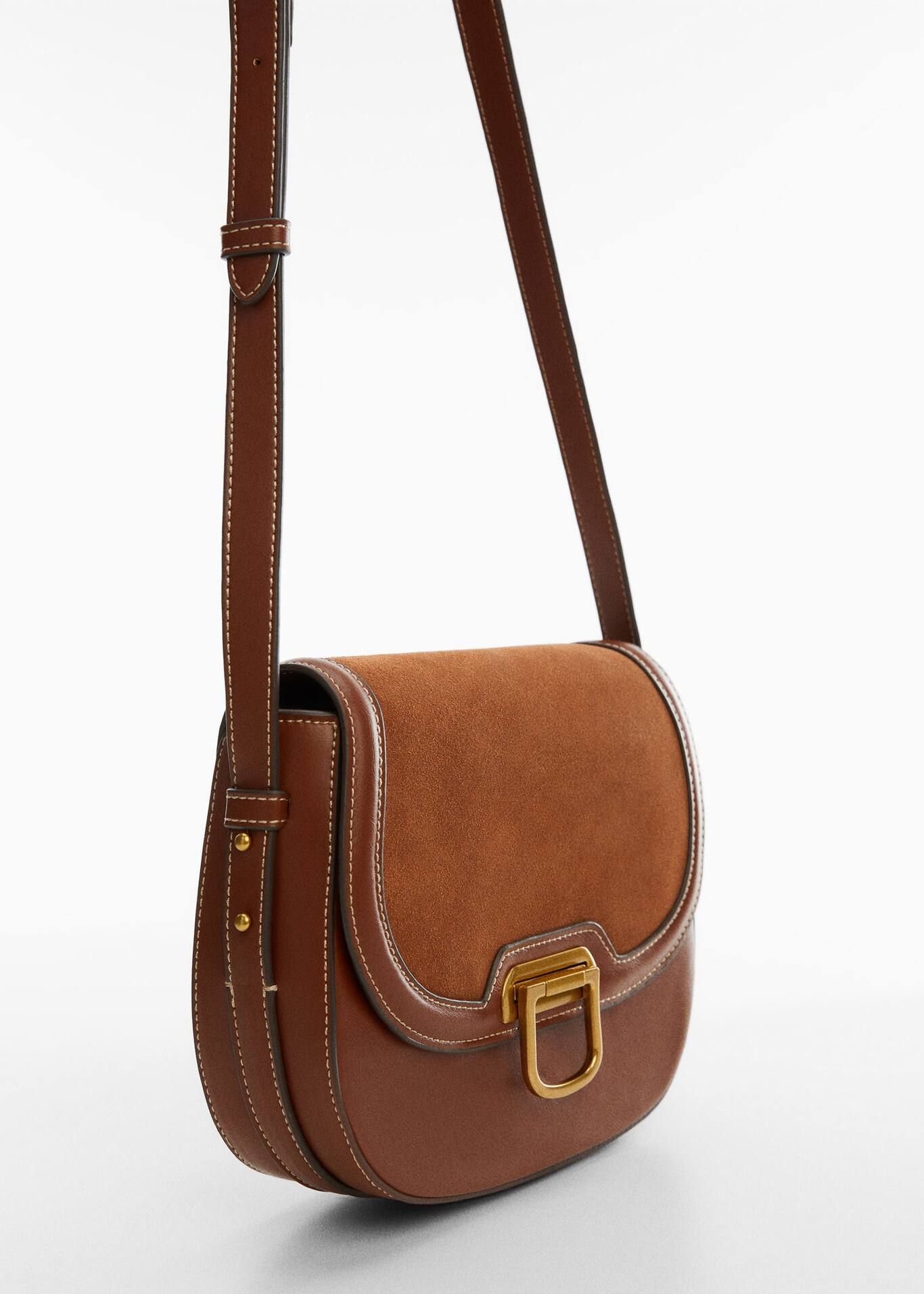 Adjustable shoulder strap buckle bag | MANGO (US)