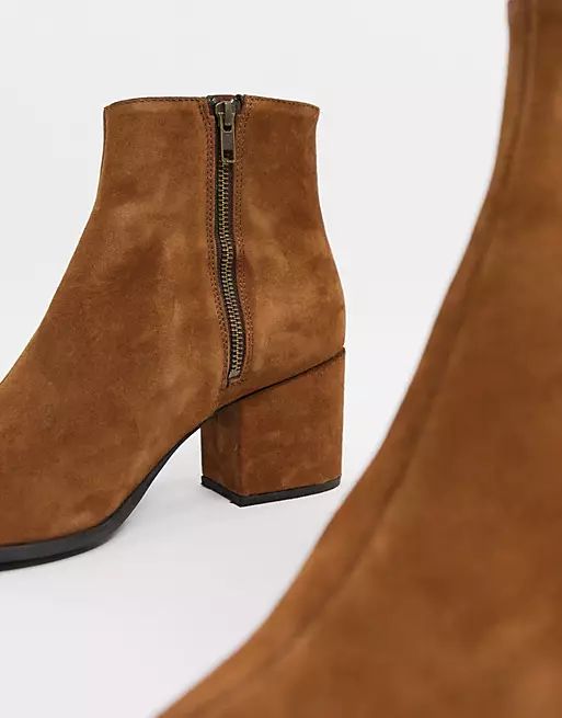 ASOS DESIGN heeled Chelsea boots with pointed toe in tan suede with tan sole | ASOS (Global)