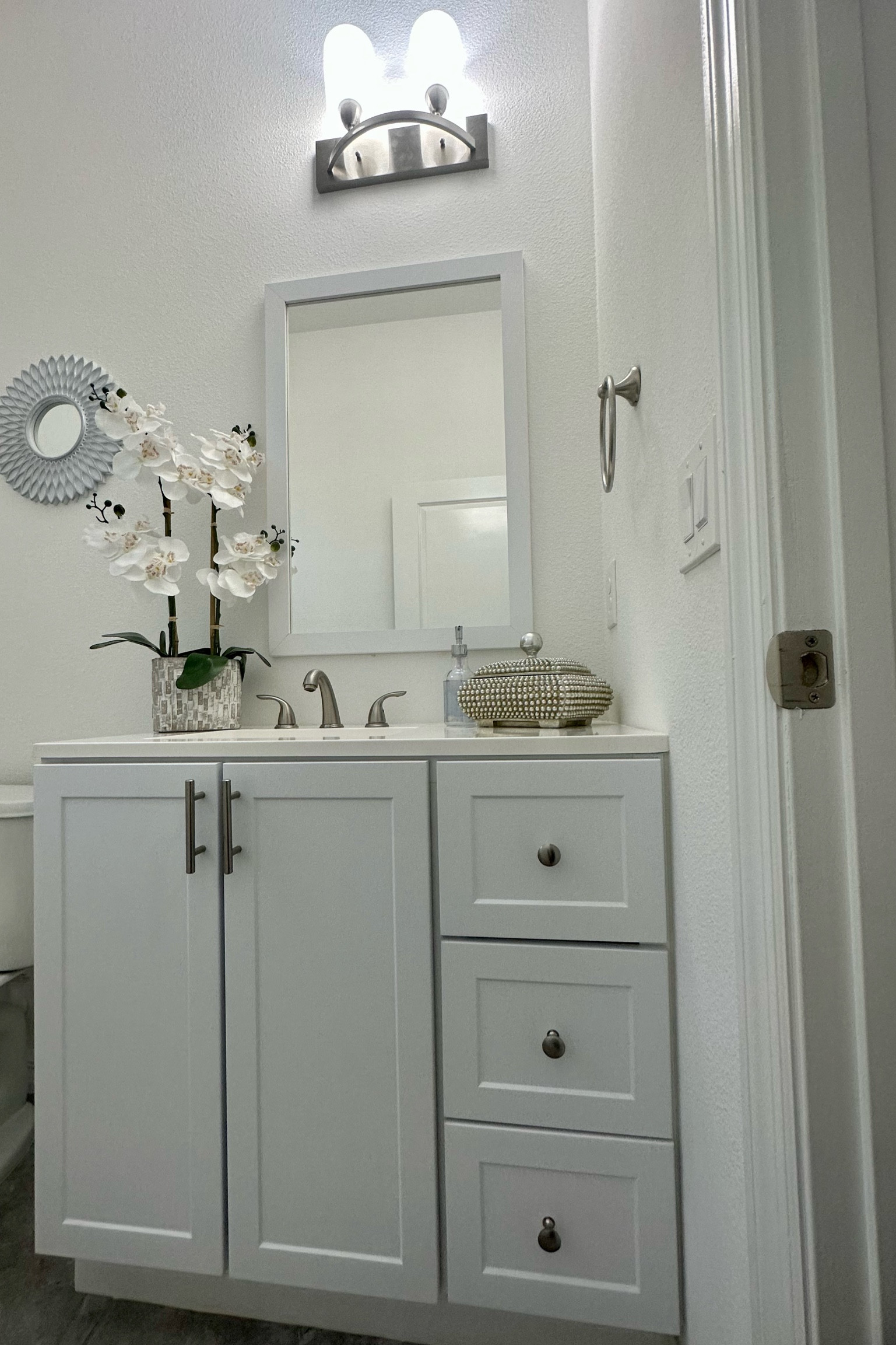 Luxurious bathroom vanity with square sink. #bathroom #vanity #white #home #interior #styling #decor #homesweethome #LTKstyle

#LTKhome #LTKstyletip