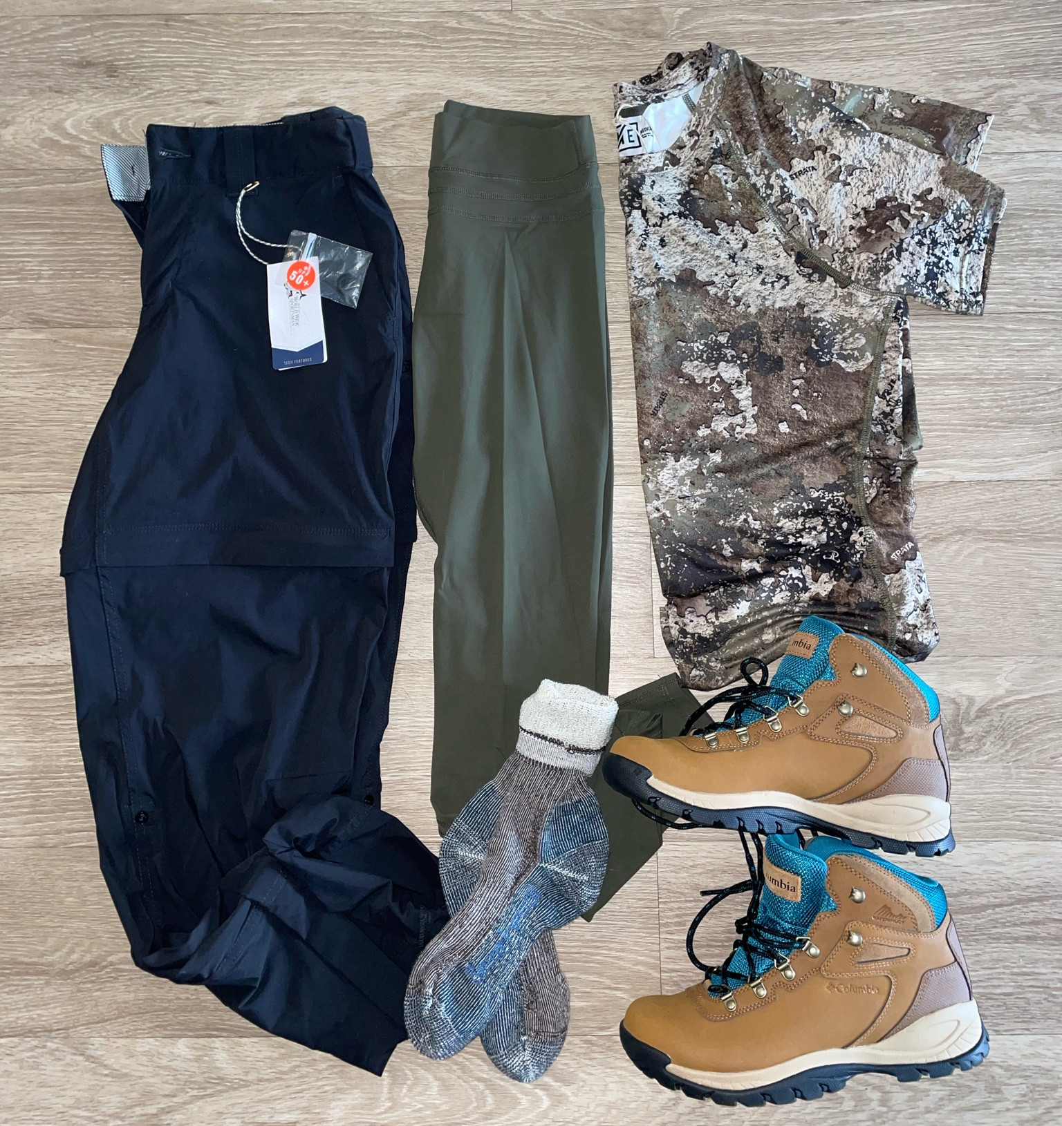 Hiking Outfit - Picked up some new gear for an upcoming hiking trip! 

#hikingoutfit #athleisure #workoutleggings

#LTKtravel #LTKFind #LTKFitness