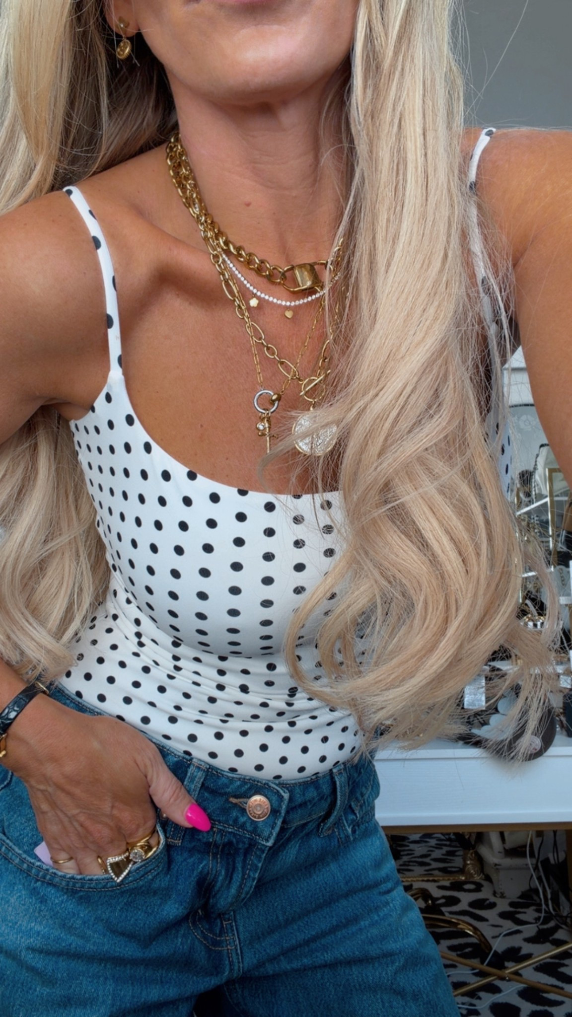 No better combo than a pair of comfy jeans and a bodysuit! Size 0 in jeans (I have 3 colors) size small in bodysuit (I also own in several colors) 

#LTKootd #LTKdayinmylife #LTKgrwm