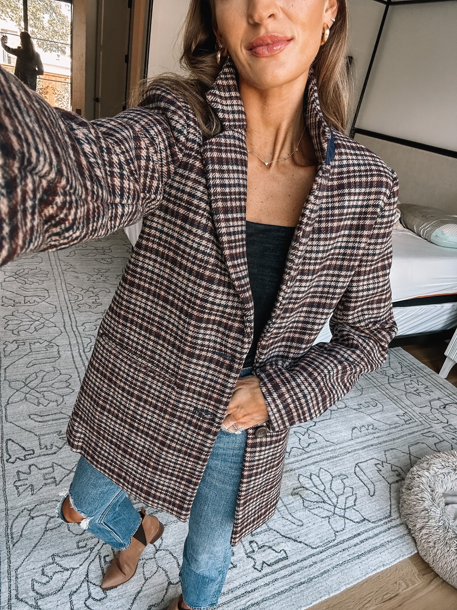 this heavyweight wool blazer is on sale for $135 (org. $180) this weekend! @abercrombie 

#LTKHoliday #LTKworkwear #LTKsalealert