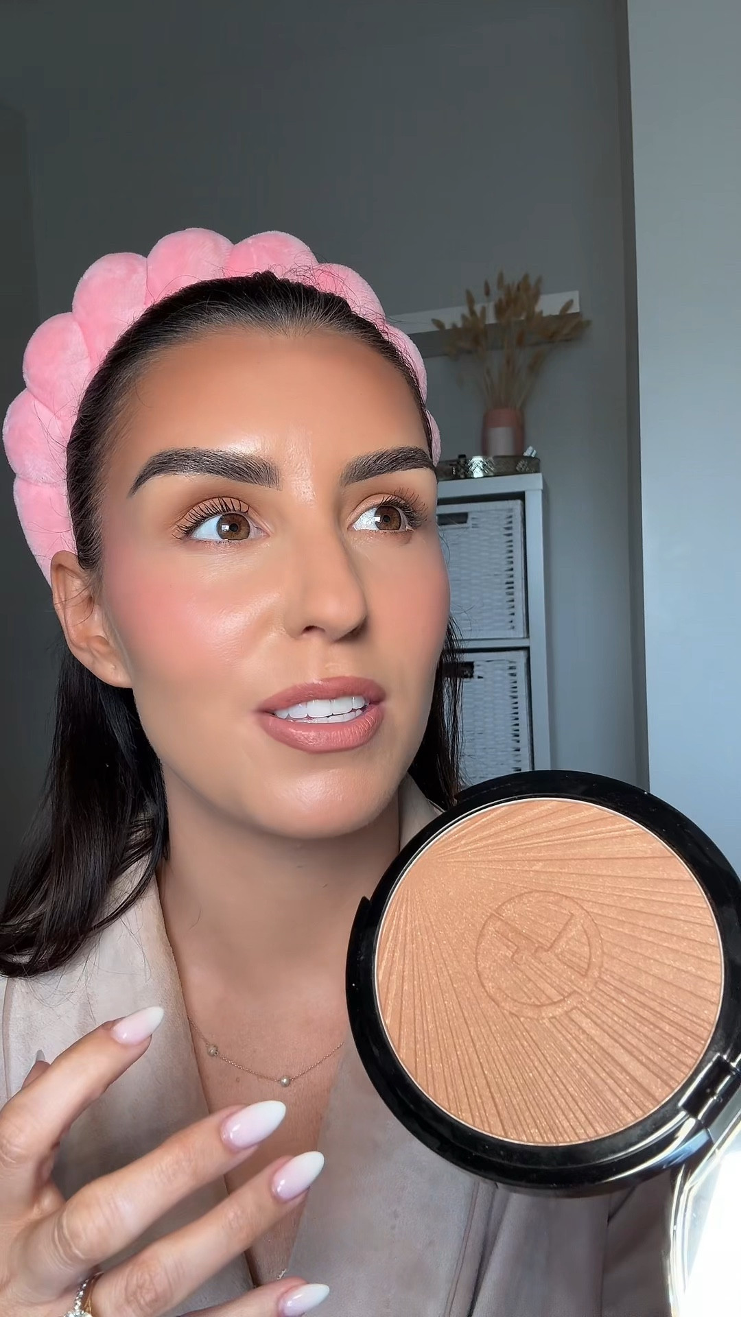 My new favourite bronzer🤩
I used shade 100. I’ve linked to LF and my code from a previous Ad That I did with them is TERRIELF and is still active 🤩
Enjoy!

#LTKireland #LTKbeauty