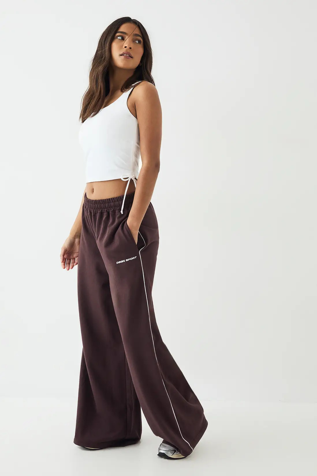 DSGN Studio Piping Detail Mid Rise Wide Leg Jogger | Boohoo.com (UK & IE)